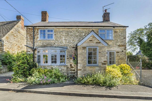 Cow Lane, Bicester OX25 2 bed detached house for sale