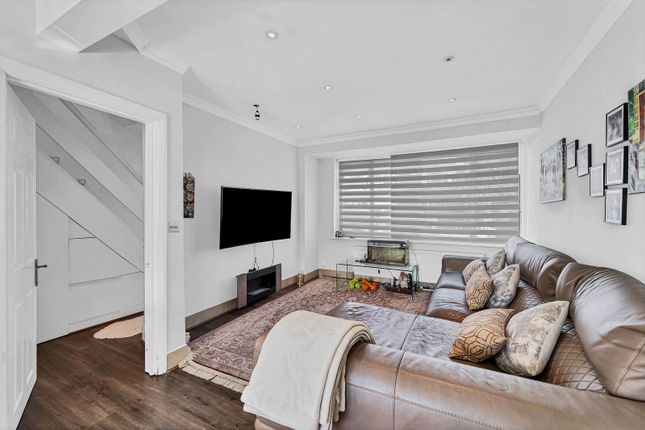 Jordan Road, Greenford UB6 5 bed end of terrace house for sale