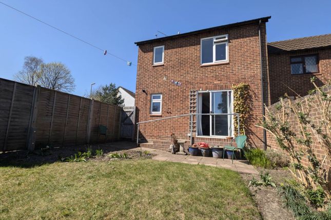 Roxburghe Close, Bordon GU35 2 bed cluster house for sale