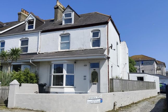 5 bedroom end of terrace house for sale