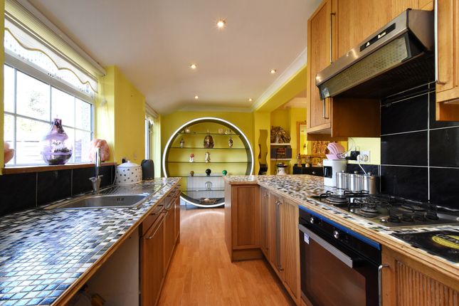 4 bed semi-detached house