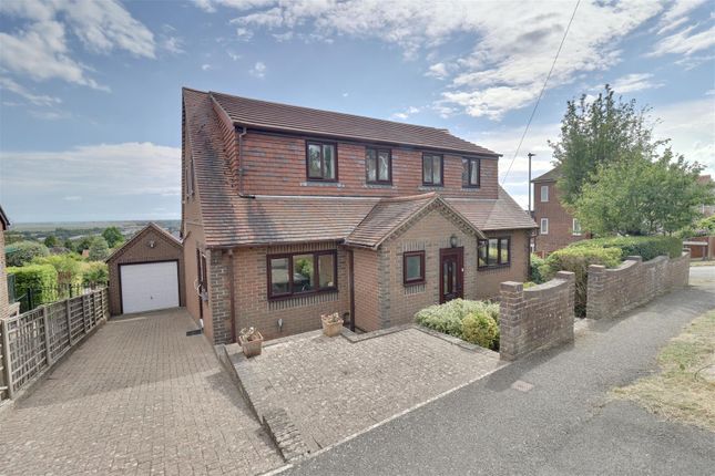 4 bedroom chalet for sale
