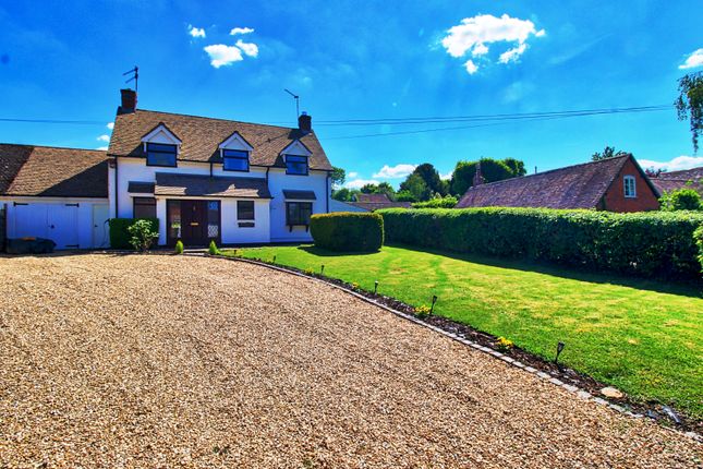 3 bedroom link detached house for sale