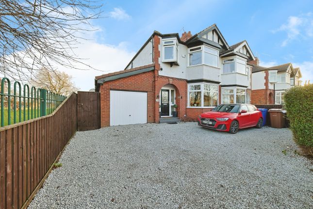 Boothferry Road, Hessle, HU13 0NG 3 bed semi