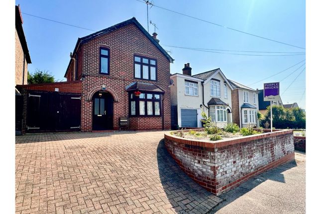 3 bedroom detached house for sale