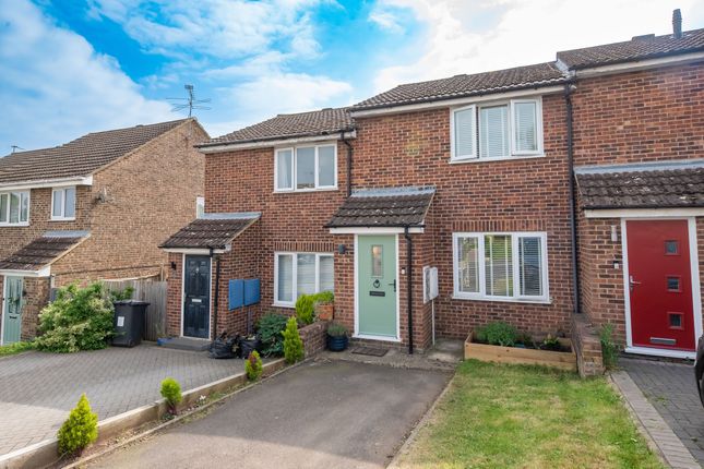 Yateley GU46 2 bed terraced house for sale