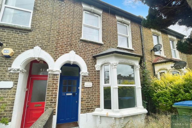 Woodhouse Road, London, E11 2 bed terraced house for sale