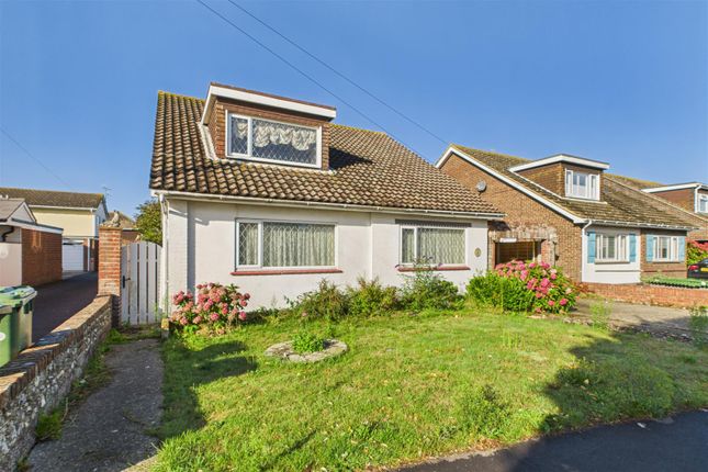 Viscount Drive, Pagham, Bognor Regis 4 bed detached house for sale