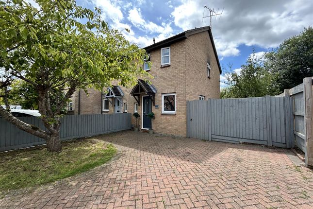Sherington Mead, Chippenham 2 bed terraced house for sale