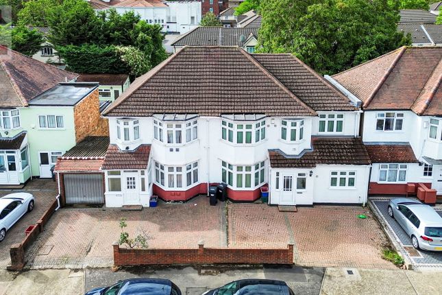 8 bedroom semi-detached house for sale