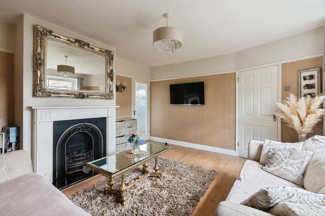 Birkbeck Road, Hutton, CM13 3 bed end of terrace house for sale