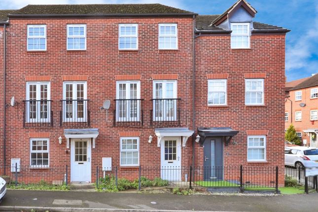 4 bedroom town house for sale