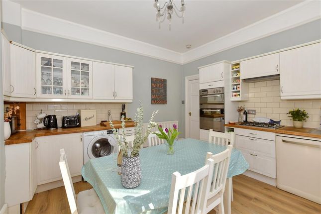 5 bed end terrace house