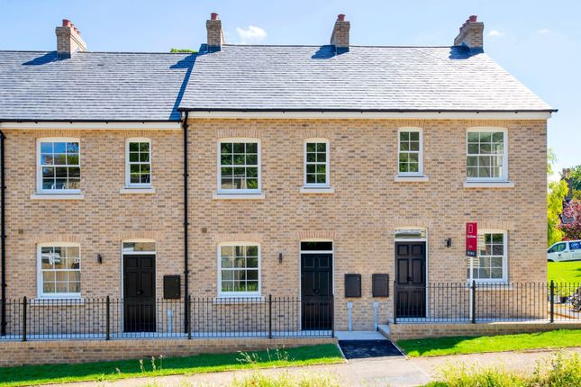 London Road, Royston SG8 2 bed cottage for sale