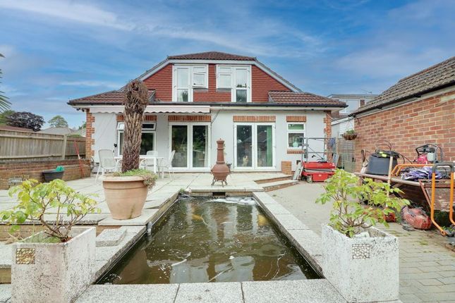 6 bedroom detached bungalow for sale