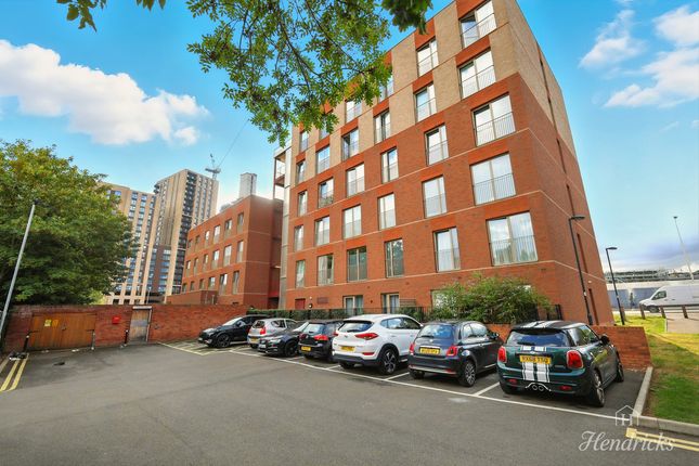 Harbard Close, Barking, IG11 8 1 bed flat for sale