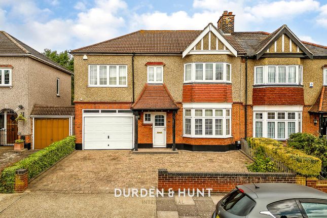 Rosslyn Avenue, Harold Wood, RM3 5 bed semi