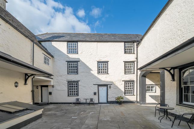 The Green, Calne 4 bed terraced house for sale