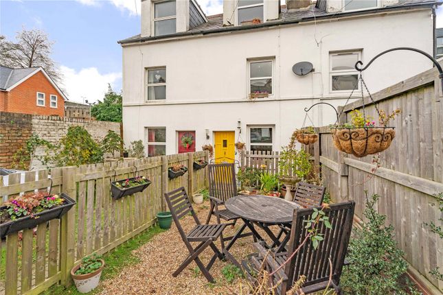 6 Catherine Place, Tunbridge Wells, TN1 2 bed terraced house for sale