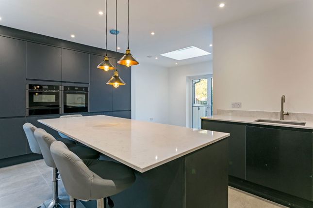 Lock Mead, Maidenhead SL6 5 bed detached bungalow for sale