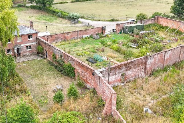 Marchwood Park, Marchwood... 3 bed cottage for sale