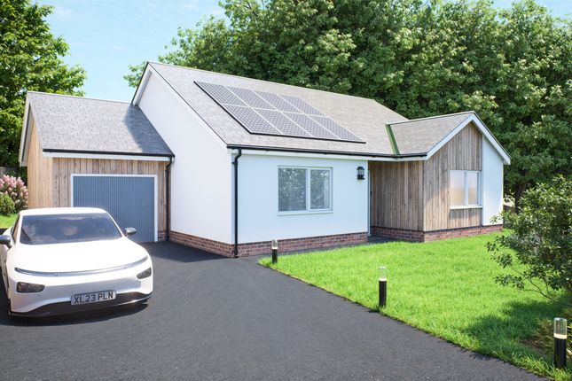 Dunheved Road, Launceston, Cornwall... 3 bed bungalow for sale