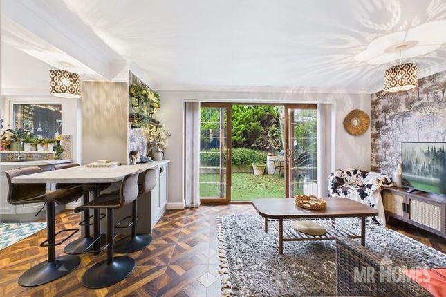 3 bed detached house