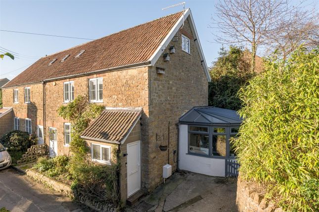 4 bedroom semi-detached house for sale