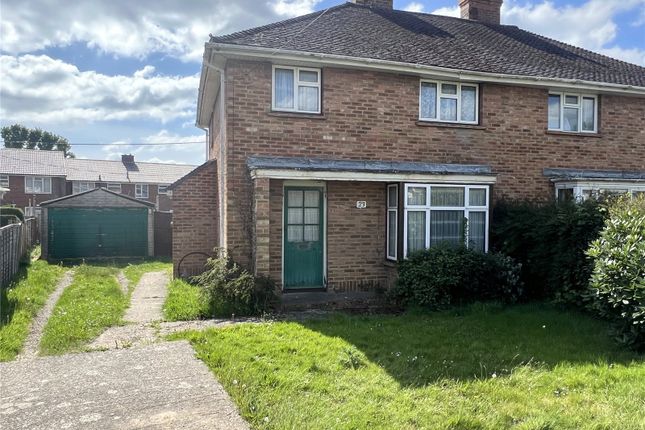 Meadow Road, Pennington, Lymington... 3 bed semi