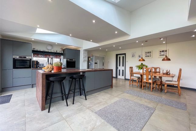 Bourne Road, Gravesend, DA12 3 bed semi