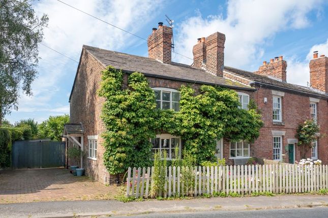 Maltkiln Lane, Ormskirk L40 3 bed cottage for sale