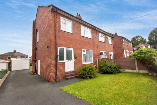 Kirkdale Avenue, Leeds, West Yorkshire 3 bed semi