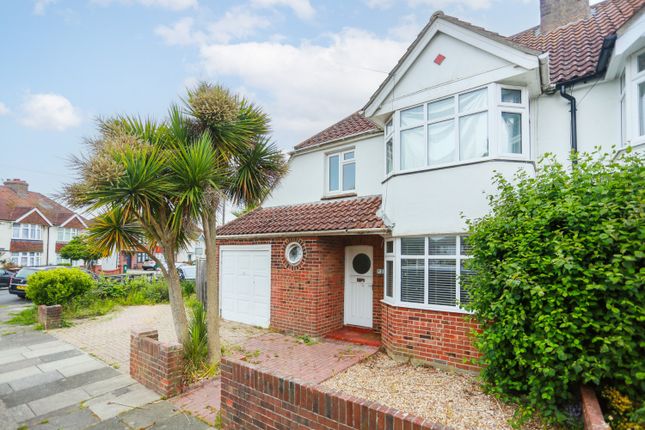 Melrose Avenue, Portslade, Brighton... 3 bed semi