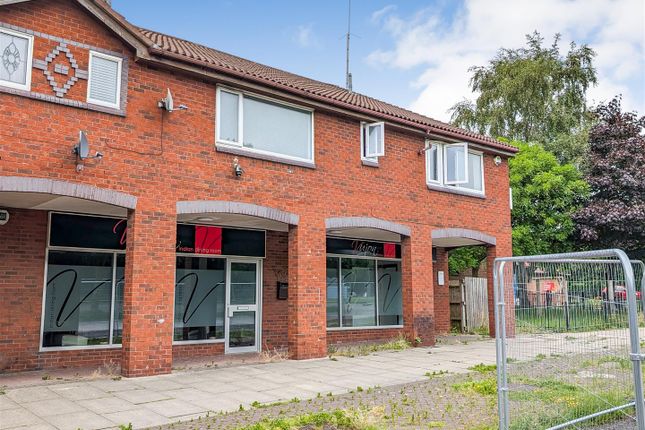 3 bedroom flat for sale