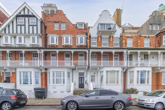 Lewis Crescent, Margate... 2 bed flat for sale