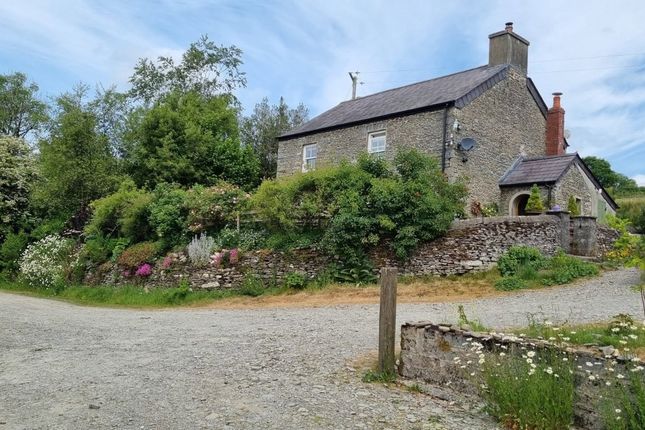 Pumpsaint, Llanwrda, SA19 6 bed detached house for sale