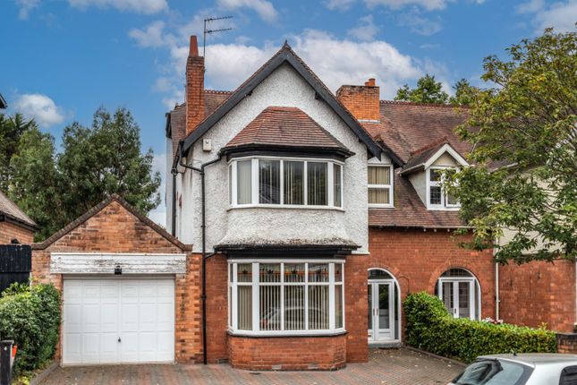 5 bedroom semi-detached house for sale
