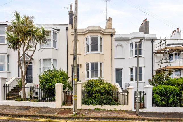Howard Place, Brighton, East Sussex, BN1 3 bed terraced house for sale