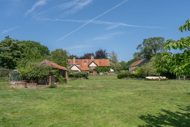 The Street, Rushmere 5 bed detached house for sale