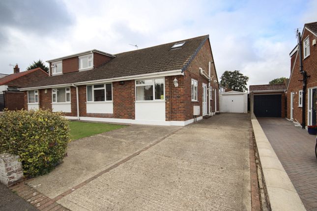 Tradescant Drive, Meopham, DA13 3 bed semi
