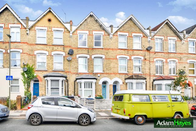 Holly Park Road, London N11 4 bed terraced house for sale