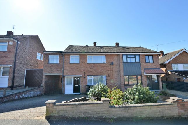 Halcroft Rise, Wigston, LE18 2HS 3 bed semi