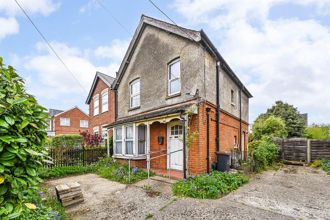 Mylen Road, Andover 3 bed detached house for sale