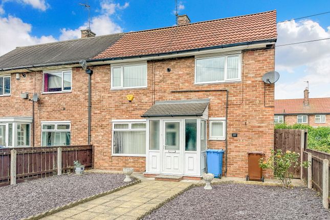 Nestor Grove, Hull HU9 2 bed terraced house for sale