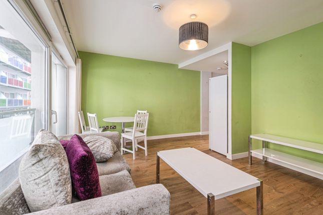 1 bedroom ground floor flat for sale