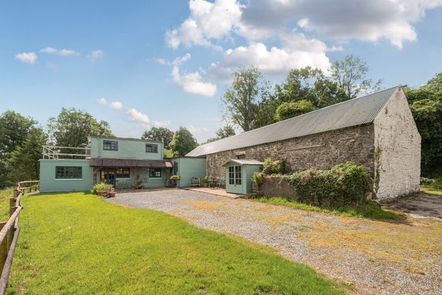 Llandeilo CARMARTHENSHIRE 3 bed detached house for sale