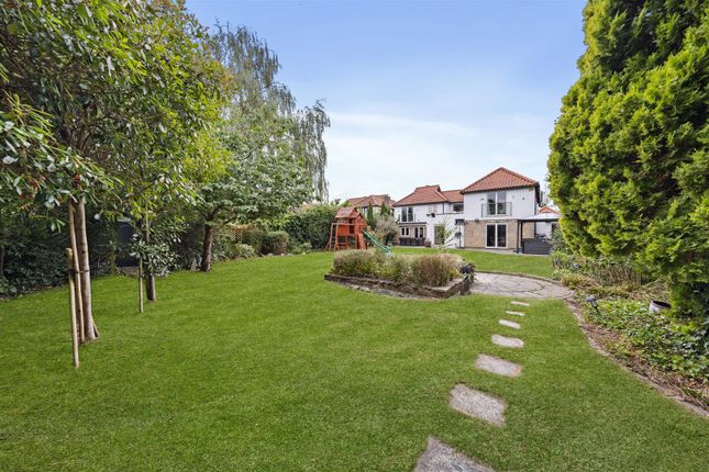 Linceslade Grove, Milton Keynes MK5 4 bed detached house for sale