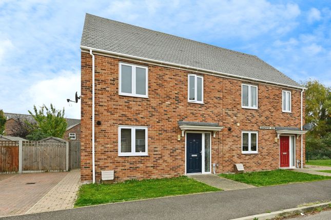 3 bedroom semi-detached house for sale