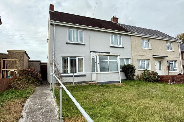 Maesyffynnon, Trimsaran, Kidwelly 3 bed semi