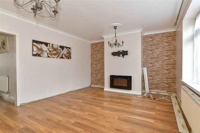 Holland Road, Chatham, Kent 2 bed duplex for sale